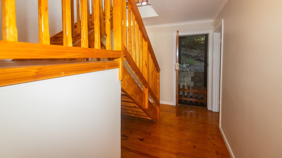 6 Bedroom Property for Sale in Nature On Sea Western Cape